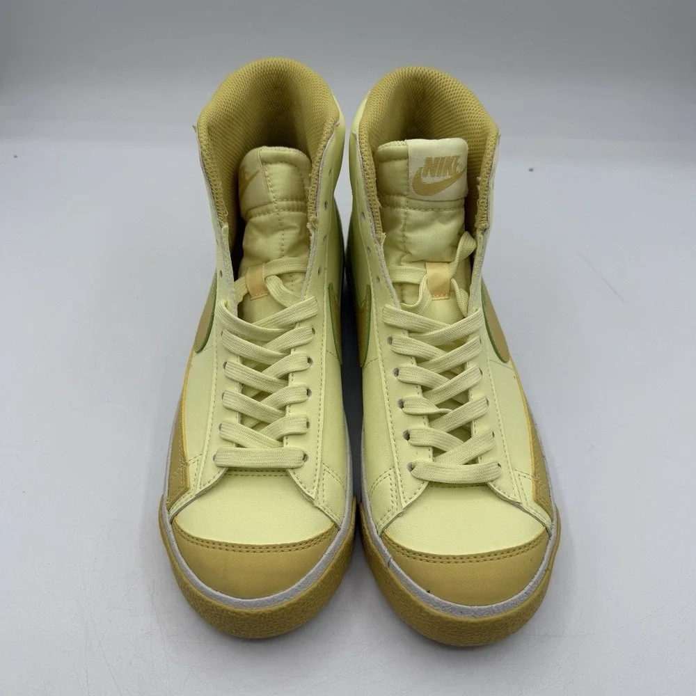 Nike blazer mid
